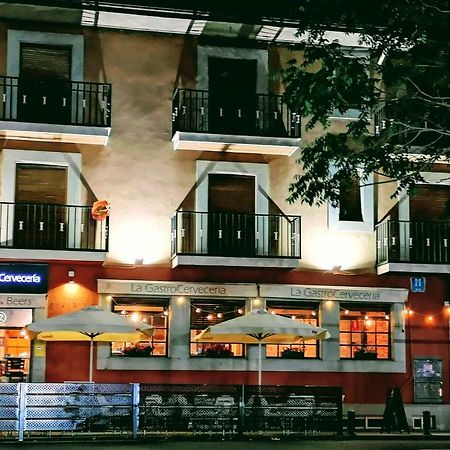 Hostal Becerril Becerril de la Sierra Exterior foto